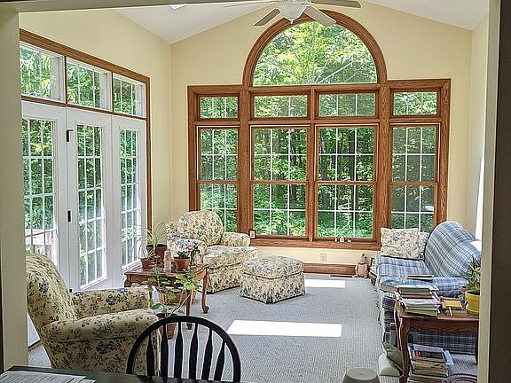3rd image of 5365 Summerwood Dr