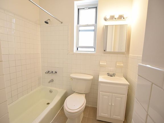 5th image of 62 W 107th St #1D