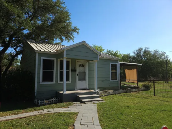 580 County Road 1743, Clifton, TX 76634