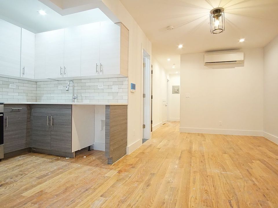 1st image of 172 Vernon Ave #3B