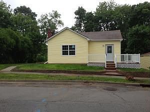 3rd image of 1250 Halstead St