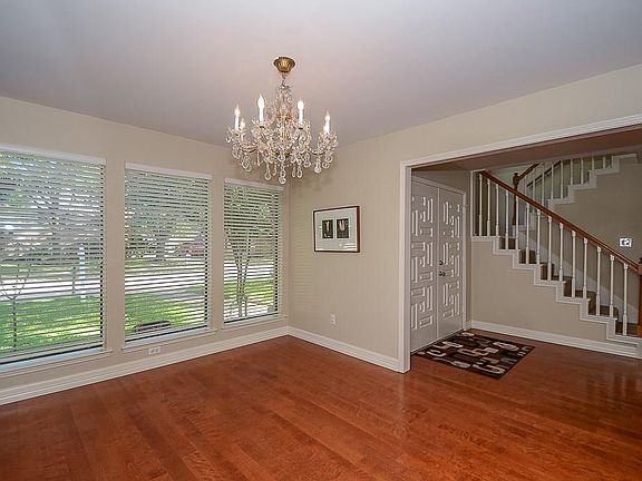 5th image of 12323 Burgoyne Dr
