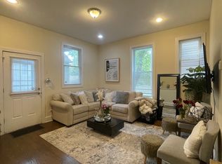 2619 N Southport Ave APT 1R, Chicago, IL 60614