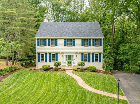 3609 Surrey Ln, Lynchburg, VA 24503