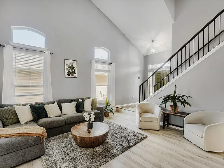 12116 Walter Vaughn Dr — Photo 3