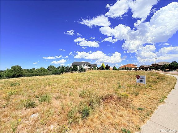 2nd image of 2532 Eastview Drive