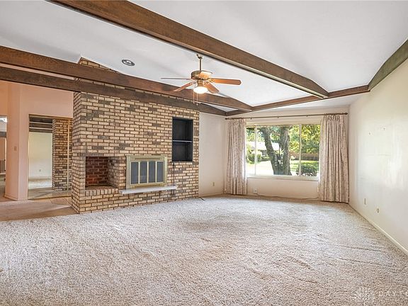 4th image of 2409 Springmill Rd