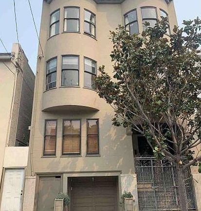 2nd image of 526 Grove St