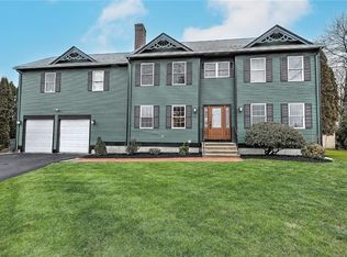 9 Kristen Dr, North Providence, RI 02911