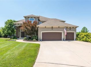 19015 W 99th St, Lenexa, KS 66220