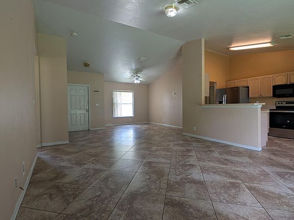 4th image of 1500 SW Bermel Avenue