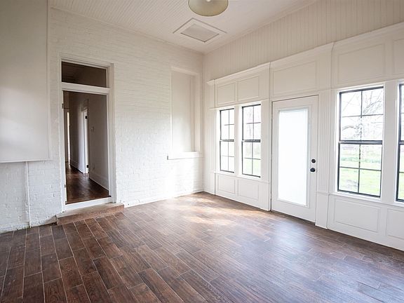 4th image of 211 W Woodruff Ave