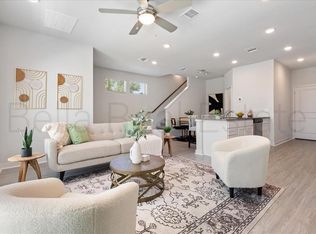 605 W South St BUILDING 10-102, Leander, TX 78641