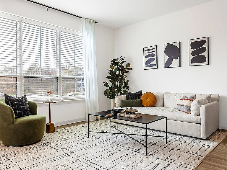 Model Home Living
