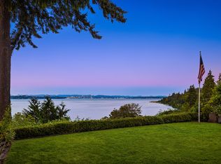 8760 Grand Ave NE, Bainbridge Island, WA 98110