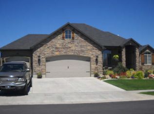 546 Wasatch Way, Syracuse, UT 84075