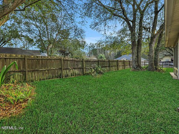 3rd image of 12176 MANTLE Drive
