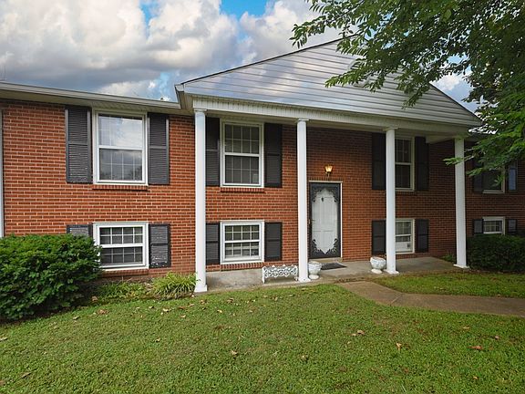 2nd image of 407 Lynn Dr