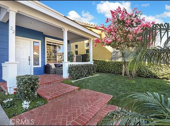 3rd image of 22 Pacific Grove Dr