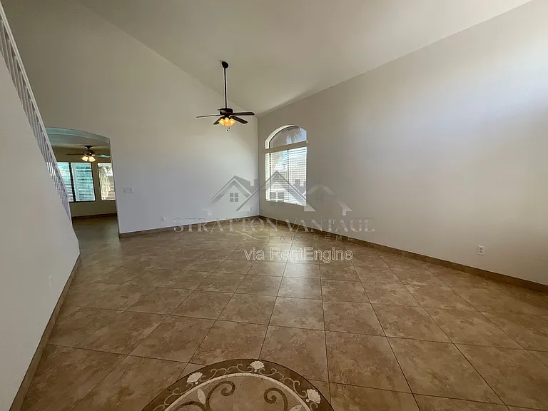 8259 W Eugie Ave — Photo 3