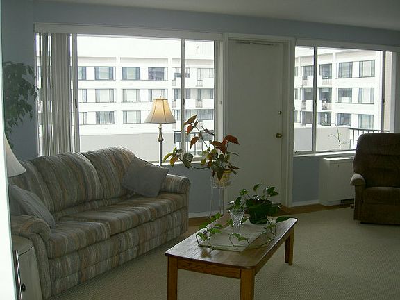 3rd image of 4501 Arlington Blvd APT 703