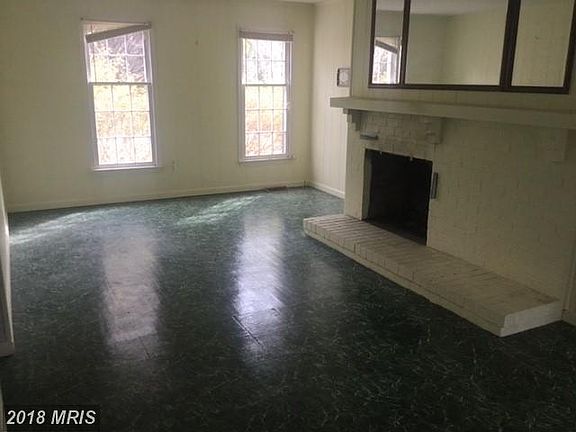4th image of 2710 Linda Marie Dr