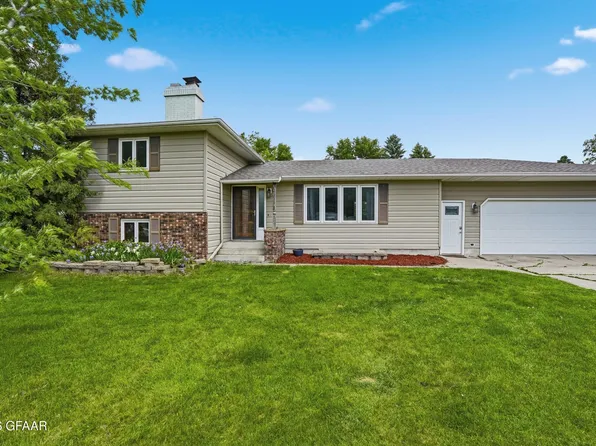 529 Broadway St, Thompson, ND 58278