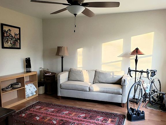 4th image of 200 Joseph Dr