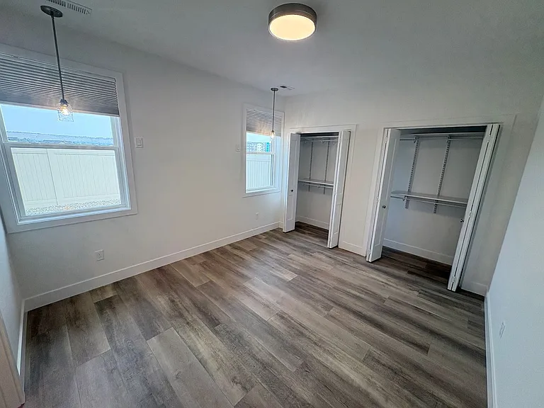 4605 Twisted Pine Dr — Photo 10