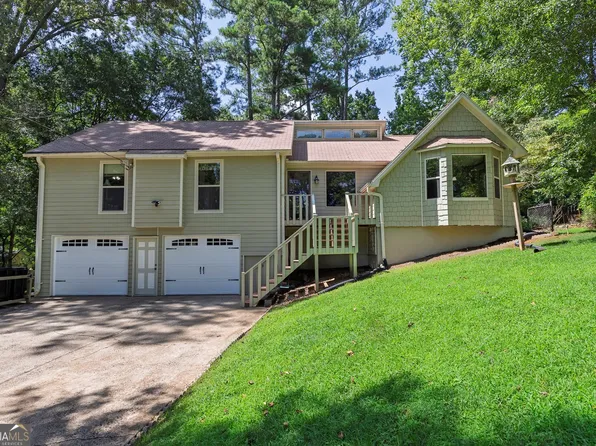 709 Cobb Trl, Woodstock, GA 30188