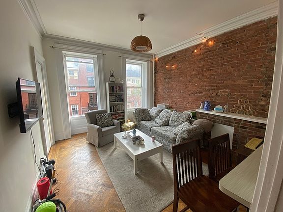3rd image of 447 W 22nd St #3E