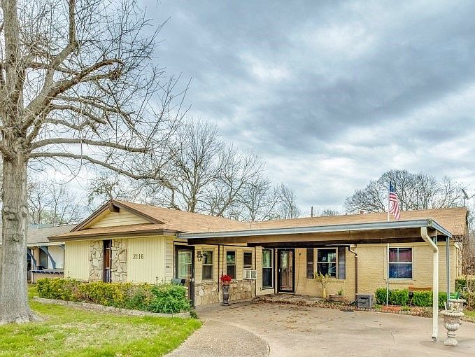 1st image of 2116 Stonehenge Dr