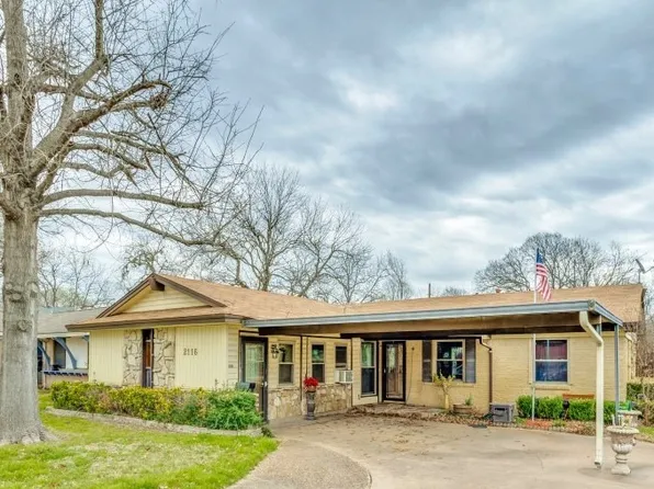 2116 Stonehenge Dr, Garland, TX 75041