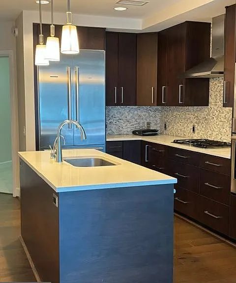 7171 Woodmont Ave #806 — Photo 12