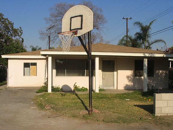 3rd image of 3374 Big Dalton Ave