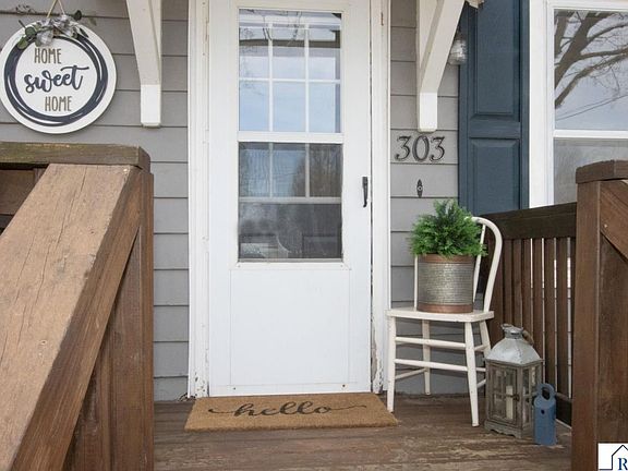 3rd image of 303 Grove St SE