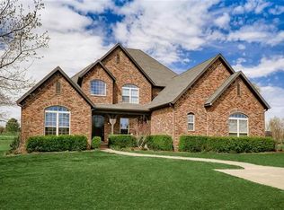 9635 Gaston Rd, Bentonville, AR 72713