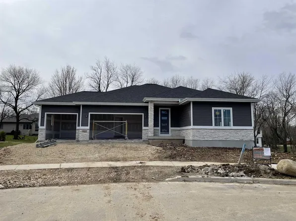 2365 Lonnie Court, Sun Prairie, WI 53590