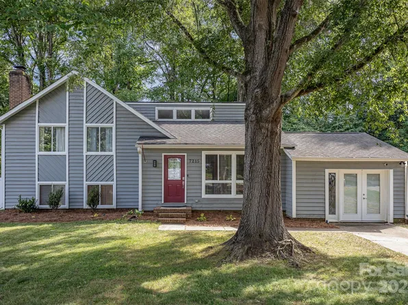 7215 Connan Ln, Charlotte, NC 28226