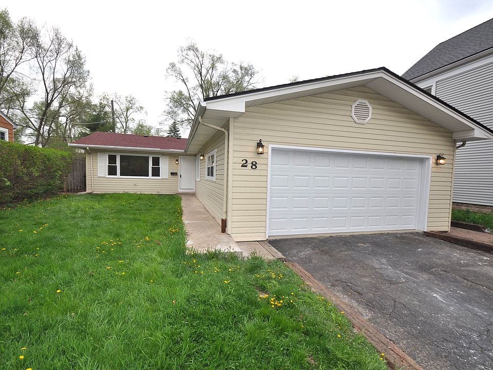1st image of 28 Woodlawn Dr