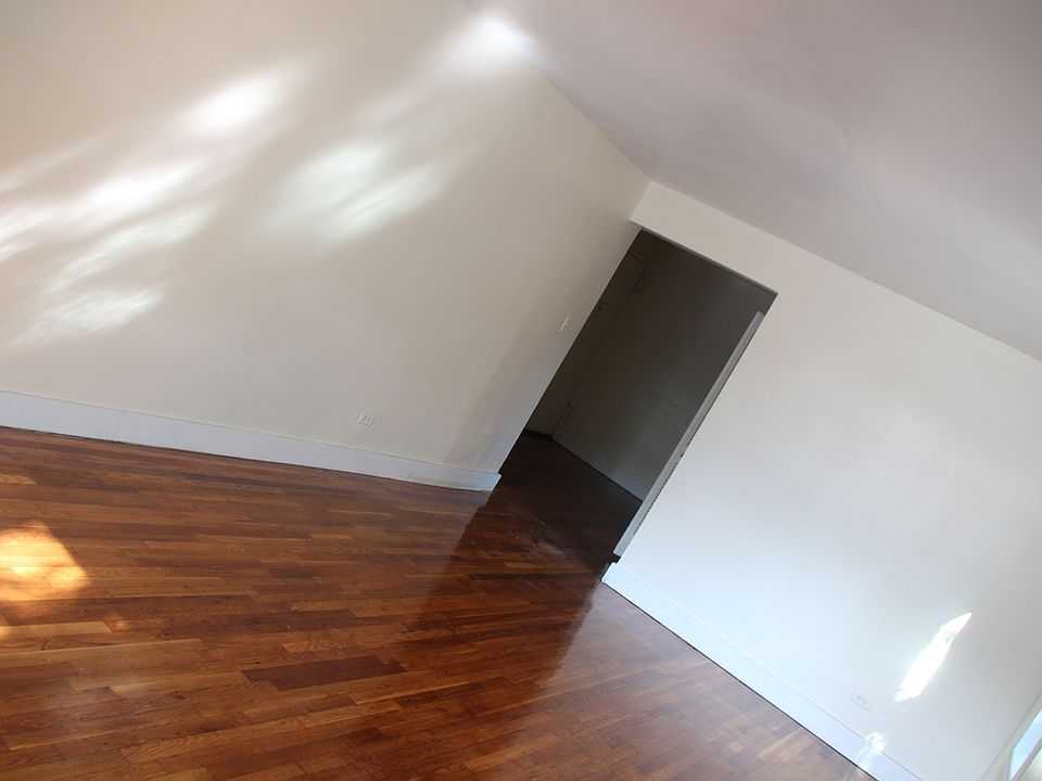 1st image of 635 Rogers Ave #6J