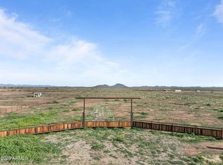 1 Long Rifle Rd, Aguila, AZ 85320