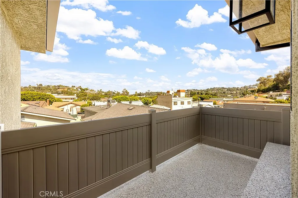 2 bed, 1250 sqft, $3,795 — Photo 3
