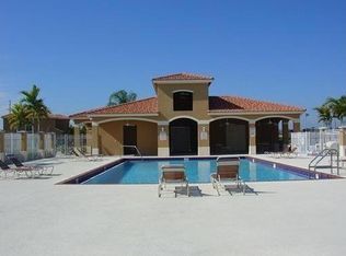360 SE 20th Ter, Homestead, FL 33033