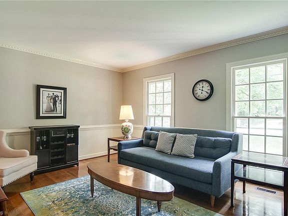 5th image of 1902 Tiffany Pl