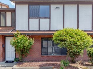 212 SW 146th St APT 105, Burien, WA 98166