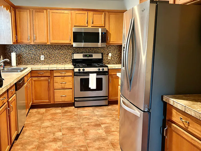 9903 Witham St — Photo 16