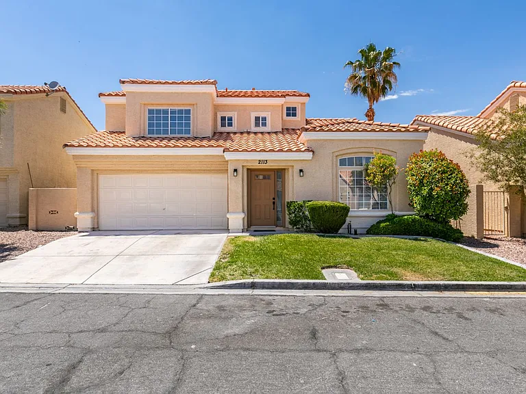 2113 Desert Peak Rd — Photo 1