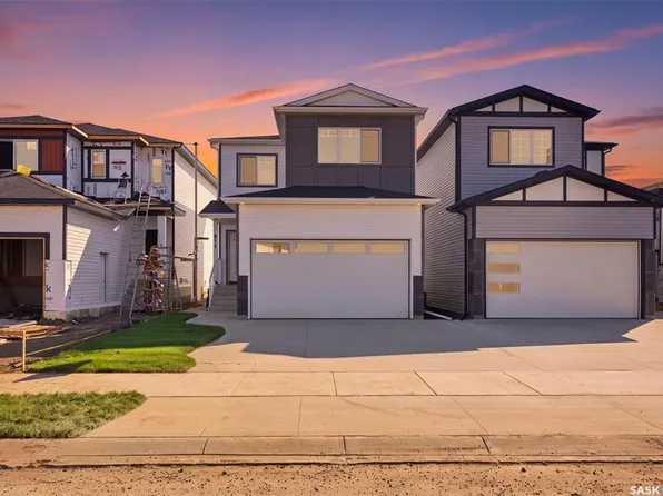 811 Brighton BOULEVARD, Saskatoon, SK S7V 0Y4