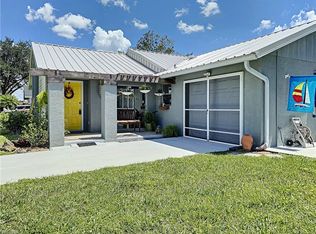 126 Oakside St, Lehigh Acres, FL 33936